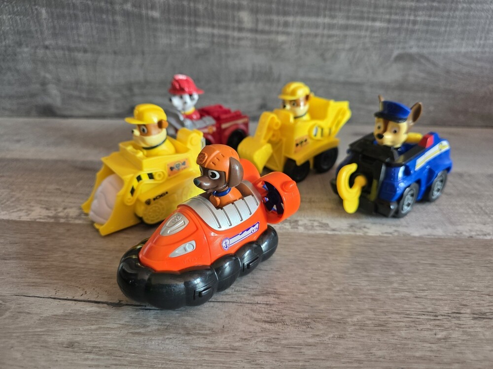 Paw Patrol Rescue Pups 5 Vehicles w Figures Lot Chase Marshall Zuma Rubble g41